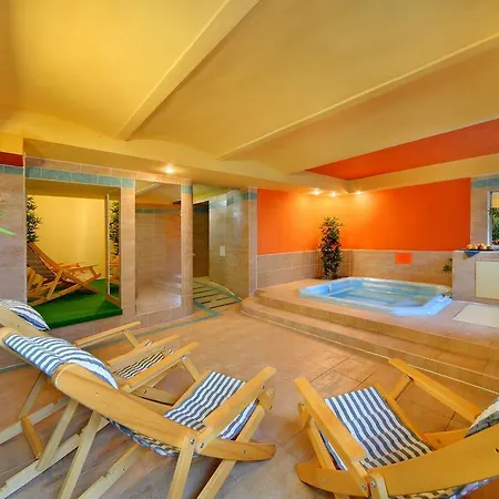 Palace Club 3* Spindleruv Mlyn